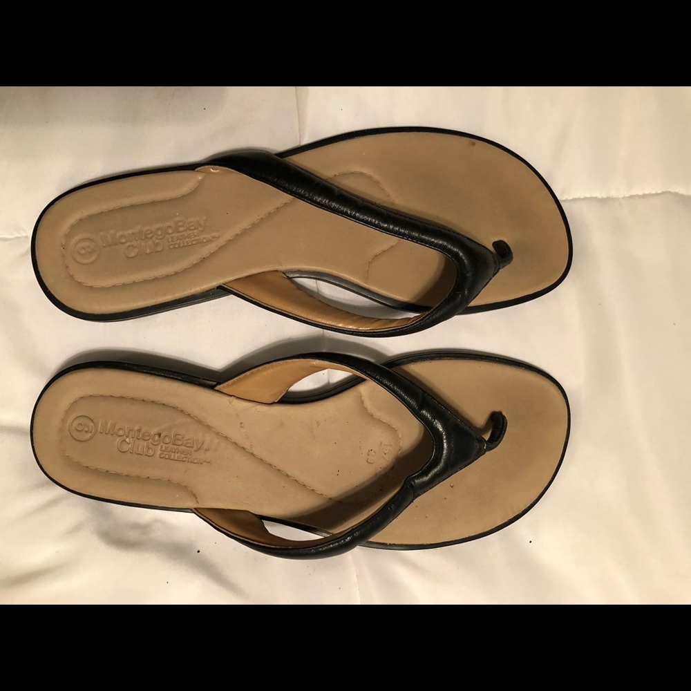 New black Montego Bay Sandals, size 9
